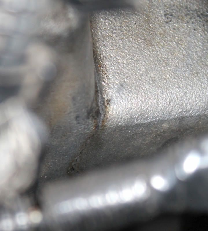 Cracked JRSC intake manifold. Focus Fanatics Forum